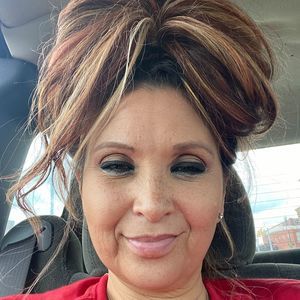 Meet your Posher, Sandy